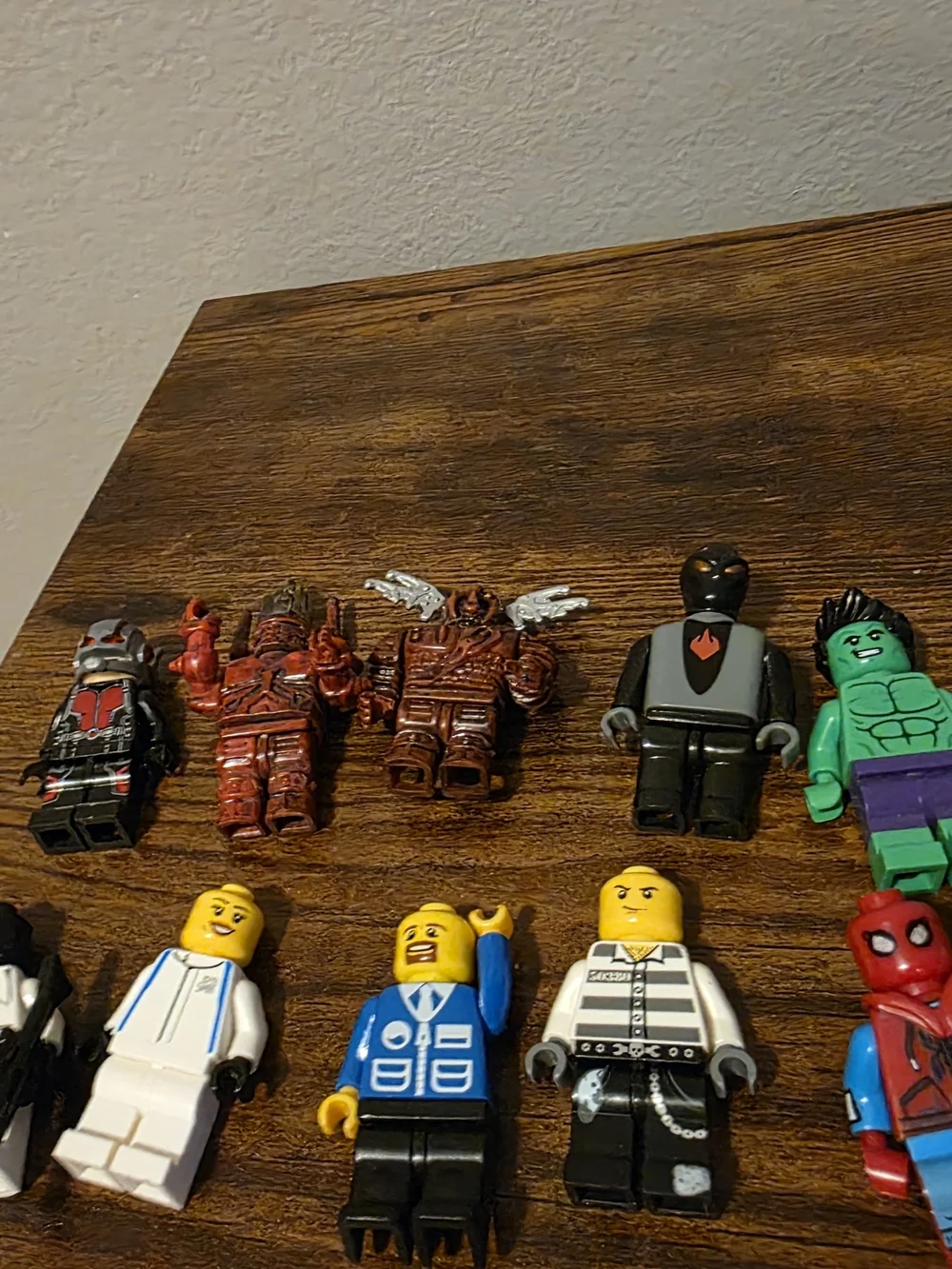 Lego Mixed Minifigure Lot with Green, Black, Red and Brown Figures